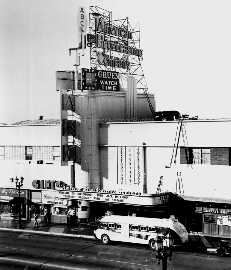 ABC Television 1950 Vine St. wm.jpg